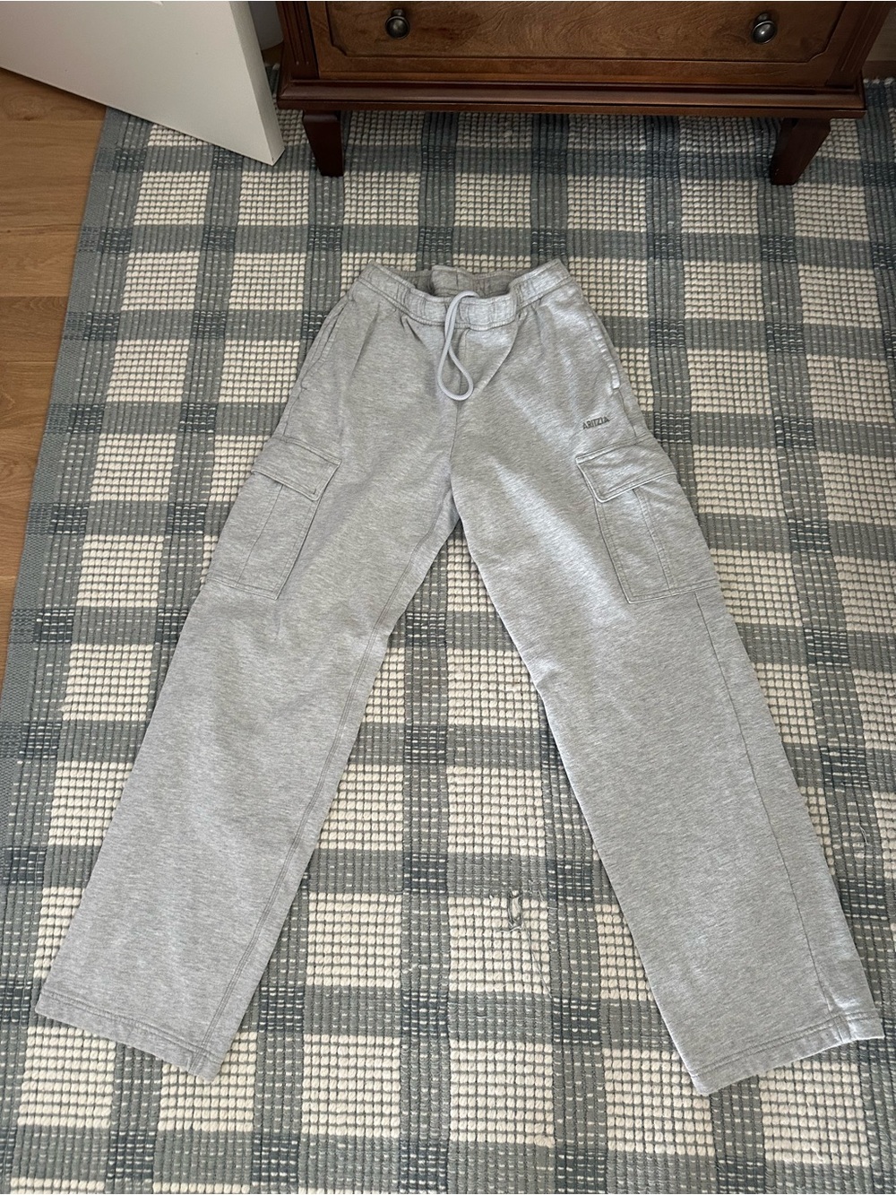 Aritzia Gray Cargo Sweatpants. Mega fit airy Terry